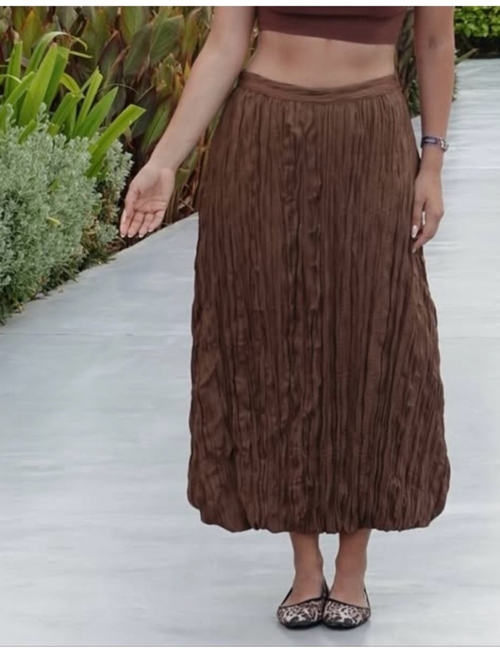 NWT ZARA Wrinkled Effect
Balloon Skirt size Large - Picture 4 of 7